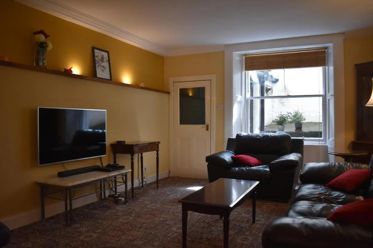 West End Apartment Edinburgh
