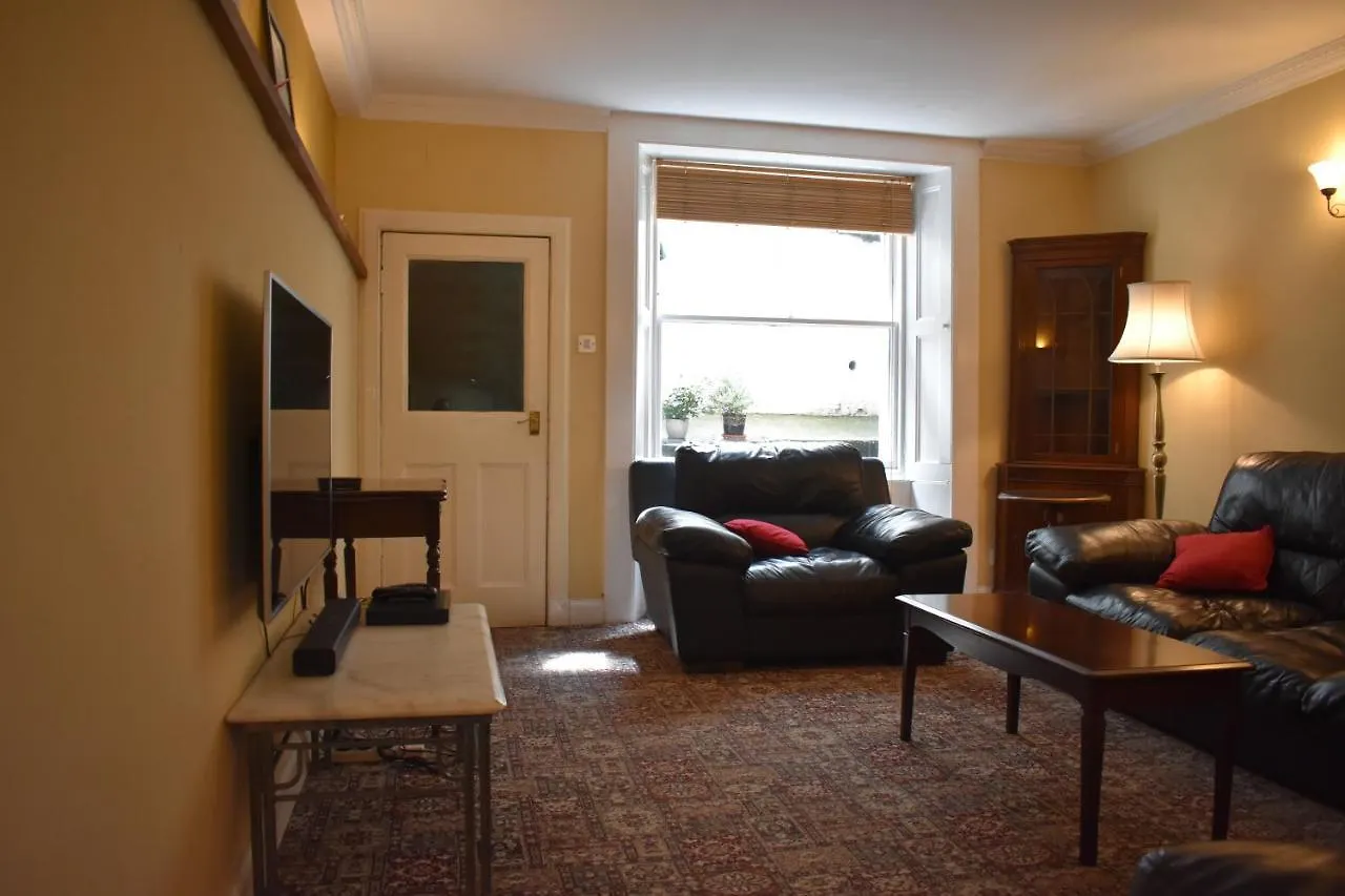 West End Apartment Edinburgh
