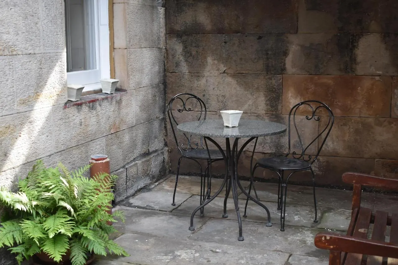 West End Apartment Edinburgh