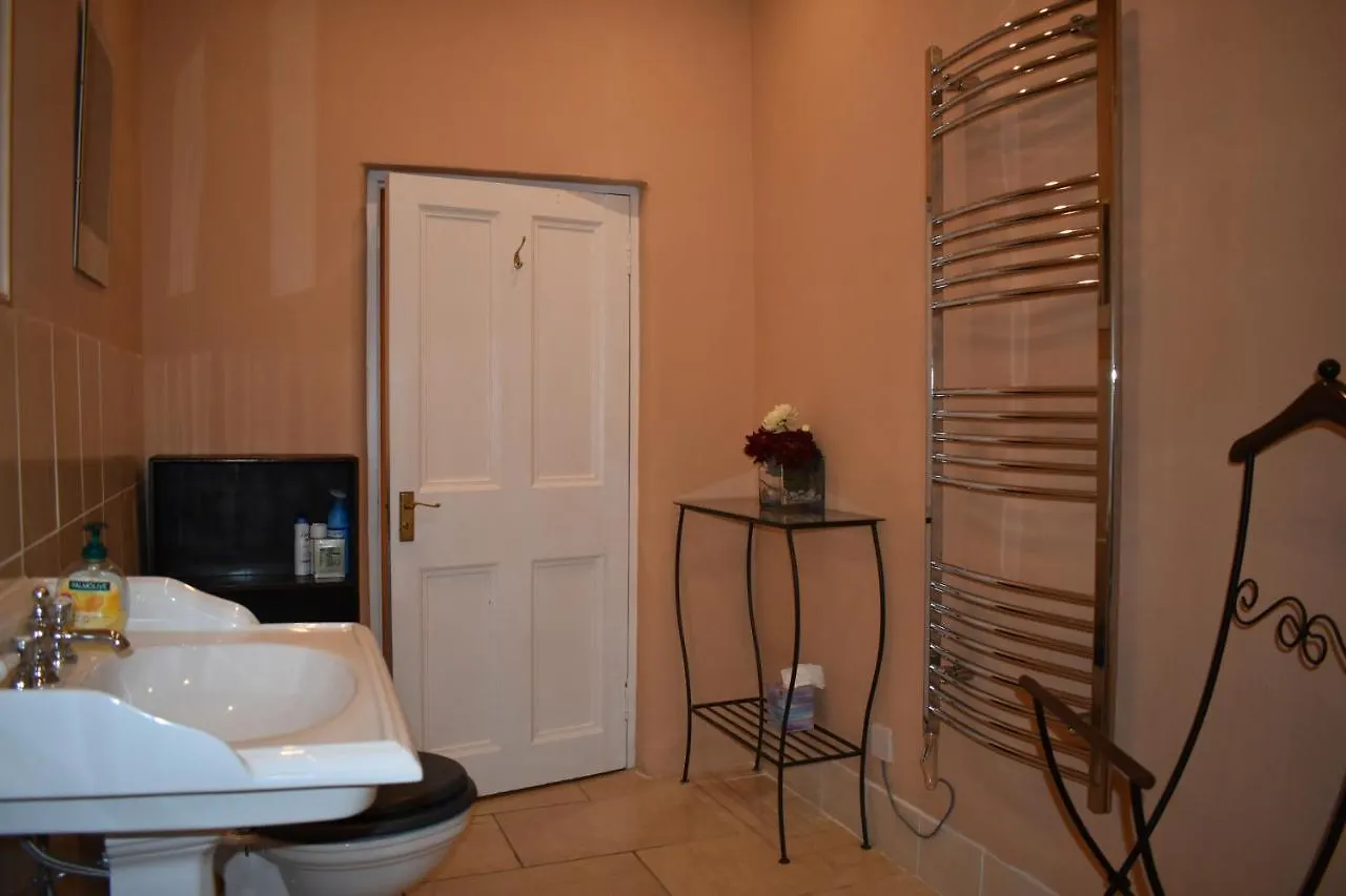 West End Apartment Edinburgh