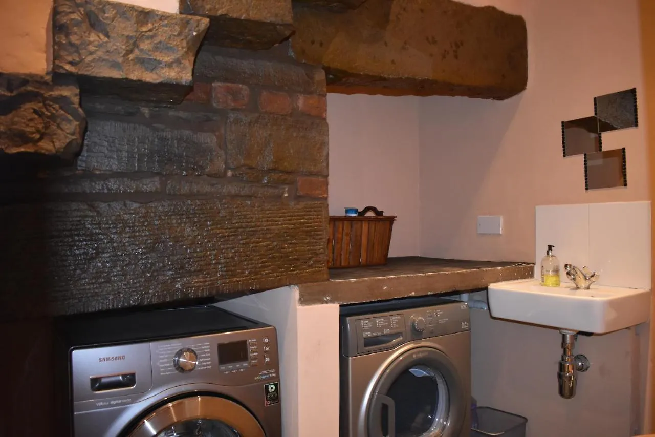 West End Apartment Edinburgh 0*,  Birleşik Krallık